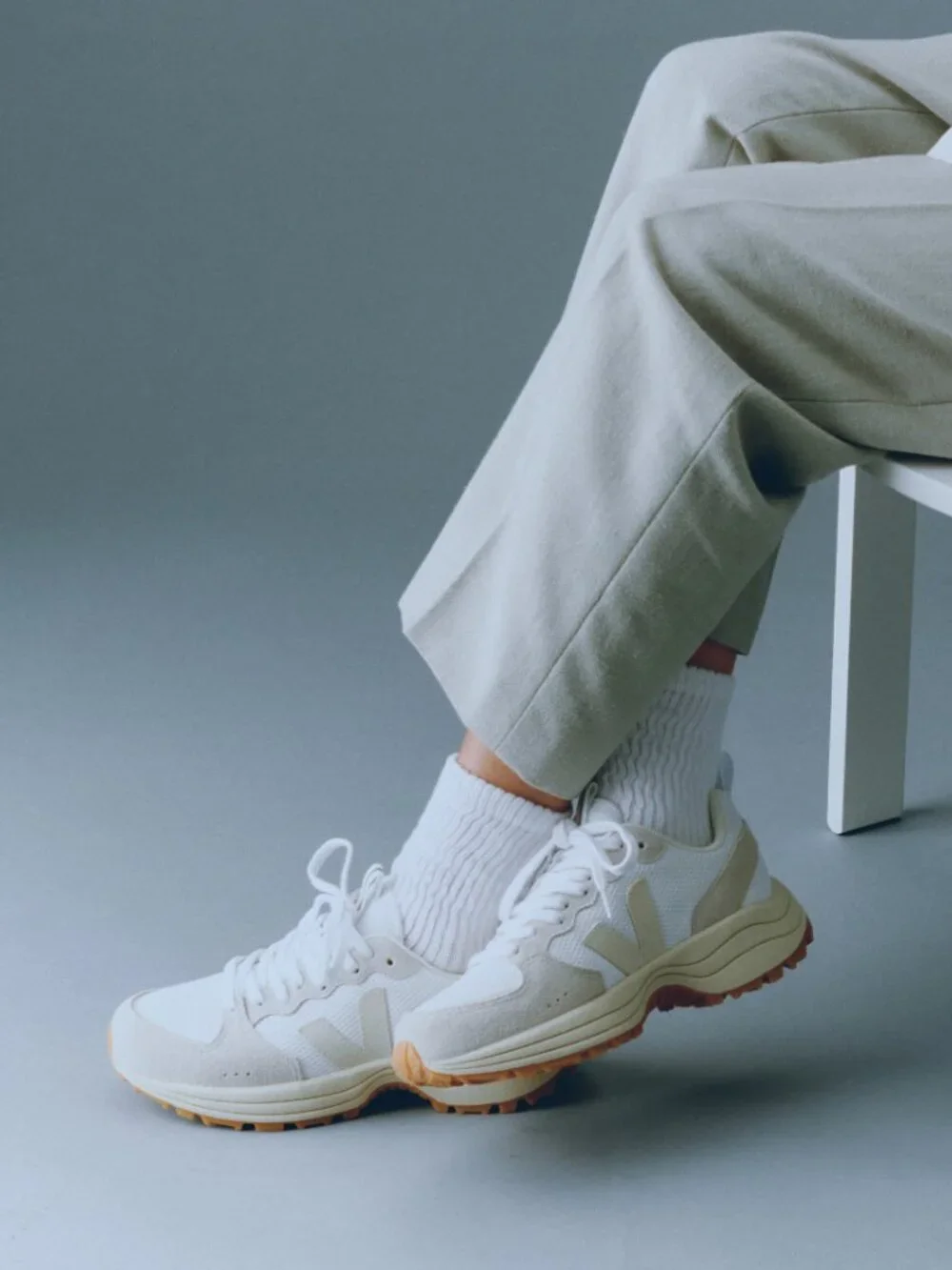 VEJA VENTURI ALVEOMESH WHITE PIERRE NATURAL